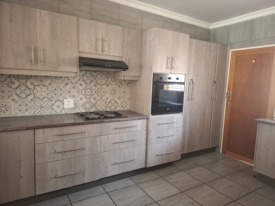 To Let 3 Bedroom Property for Rent in Elandia Free State